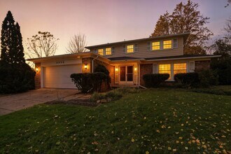 2825 Tuebingen Pkwy in Ann Arbor, MI - Building Photo - Building Photo