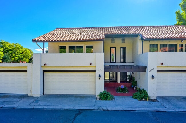 property at 30747 Calle Chueca