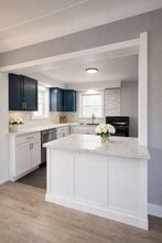 5563 Silvertown Dr in Sylvania, OH - Building Photo - Building Photo