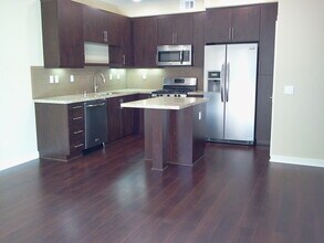 2180 Cosmo Way in San Marcos, CA - Building Photo - Building Photo
