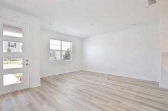 11420 Sunsail Ave in Orlando, FL - Building Photo - Building Photo