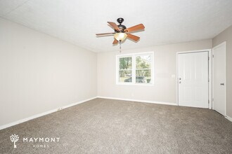 103 Kentwell Dr in Smyrna, TN - Building Photo - Building Photo