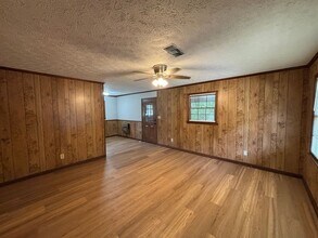 4758 Rockmart Rd SE in Silver Creek, GA - Building Photo - Building Photo