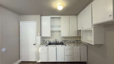 20122 Manor in Detroit, MI - Building Photo - Building Photo