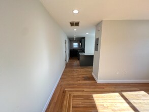 63 Jastram St in Providence, RI - Foto de edificio - Building Photo