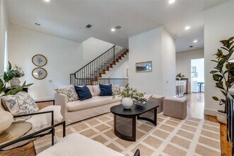 4406 Bowser Ave in Dallas, TX - Building Photo - Building Photo