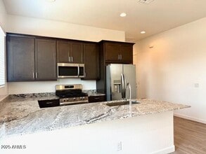 15064 W Smoketree Dr in Surprise, AZ - Building Photo - Building Photo