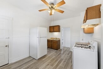 33 North Blvd in West Springfield, MA - Building Photo - Building Photo