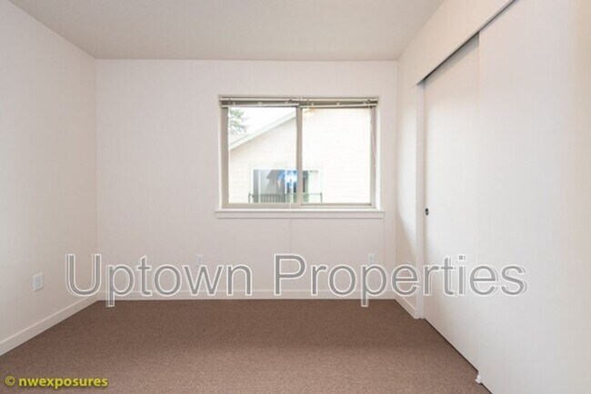 4775 SW Franklin Ave in Beaverton, OR - Building Photo - Building Photo