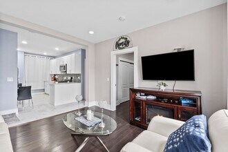 1 Park Ave in West New York, NJ - Building Photo - Building Photo