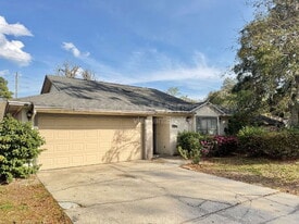 4655 Trevi Dr in Jacksonville, FL - Building Photo
