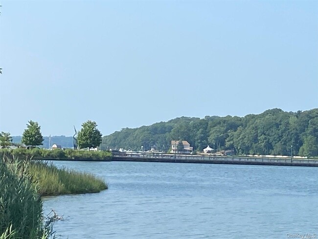 property at 51 Centershore Rd