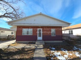 503 Brown Ave in Alamosa, CO - Building Photo