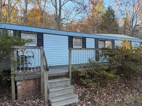 1135 Kendall Mill Rd in Thomasville, NC - Building Photo - Building Photo