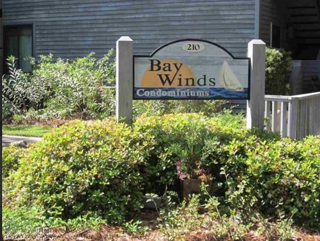 210 S Mobile St in Fairhope, AL - Building Photo - Building Photo