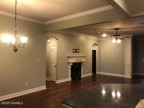 23 Silver Cedar Ct in Youngsville, LA - Building Photo - Building Photo