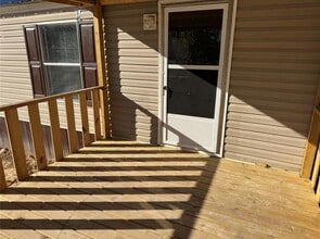 511 County Rd 2218 in Cleveland, TX - Building Photo - Building Photo