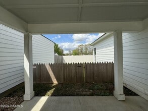 106 Satsuma Dr in Youngsville, LA - Building Photo - Building Photo