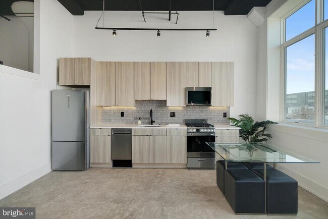 1218 Snyder Ave in Philadelphia, PA - Building Photo - Building Photo