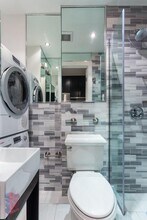 314 E 106th St in New York, NY - Building Photo - Building Photo