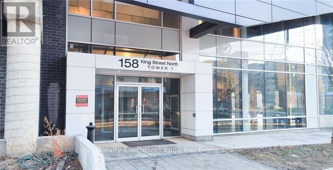 158-158 King St N in Waterloo, ON - Building Photo - Building Photo