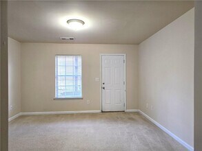 2192 Landing Walk Dr in Duluth, GA - Building Photo - Building Photo