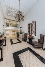 8 Belleview Blvd in Belleair, FL - Building Photo - Building Photo