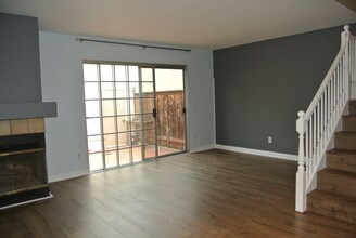 750 Breeze Hill Rd in Vista, CA - Building Photo - Building Photo