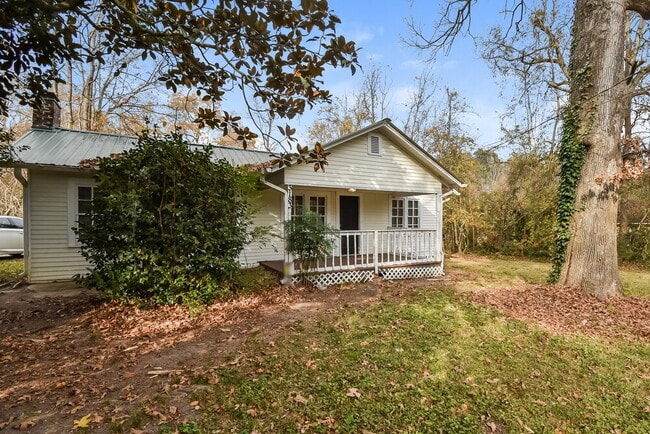 3183 Peachtree St in Lithia Springs, GA - Building Photo - Building Photo
