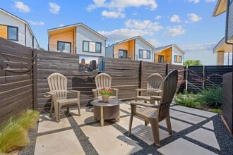 5806 Sutherlin Rd in Austin, TX - Building Photo - Building Photo