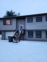 E6975 Keenan Ct in Reedsburg, WI - Building Photo