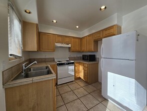 813 Calle Anaya S in Santa Fe, NM - Building Photo - Building Photo