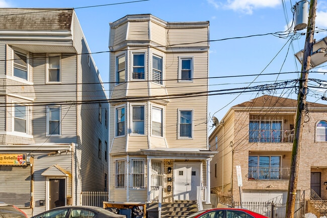 30 Wainwright St, Unit 1, Unit 1