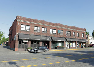 Villa Luisa Apartments in Seattle, WA - Building Photo - Building Photo