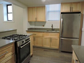 8 Prescott St, Unit 24 in Cambridge, MA - Building Photo