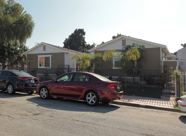 911 Torrance Blvd in Torrance, CA - Building Photo - Building Photo