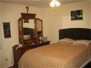 8110 Bob White Dr in Houston, TX - Building Photo - Building Photo