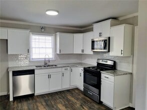 4807 Shallow Farm Dr NE in Kennesaw, GA - Building Photo - Building Photo