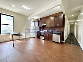 285 St Nicholas Ave in New York, NY - Building Photo