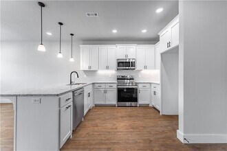 2171 W Million Ln in Fayetteville, AR - Building Photo - Building Photo