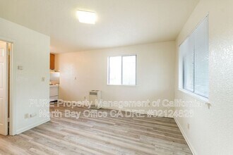 4911 Occidental Rd in Santa Rosa, CA - Building Photo - Building Photo