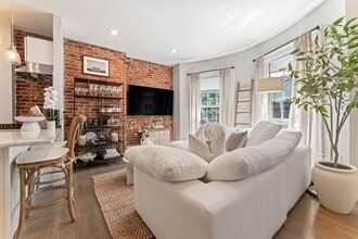 91 Waltham St in Boston, MA - Foto de edificio - Building Photo