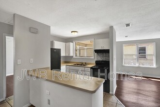 1098 Fuller Ln in Jacksonville, FL - Building Photo - Building Photo