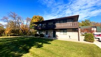 VonSteinwehr Apartments in Standish, MI - Foto de edificio - Building Photo