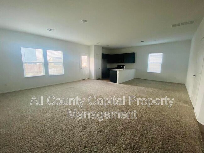 385 Amber Gln in Maxwell, TX - Building Photo - Building Photo