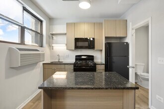 4875 N Magnolia Ave in Chicago, IL - Building Photo - Building Photo