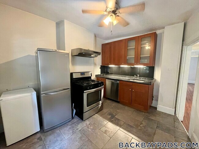 49 St Germain St, Unit 1 in Boston, MA - Building Photo - Building Photo
