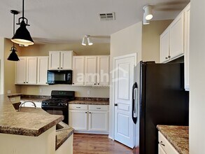 19395 E Carriage Way in Queen Creek, AZ - Building Photo - Building Photo