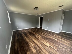 2756 Lillian St in Shreveport, LA - Building Photo - Building Photo