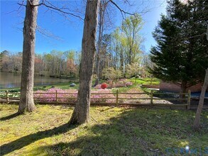 7622 Yarmouth Dr in Richmond, VA - Building Photo - Building Photo